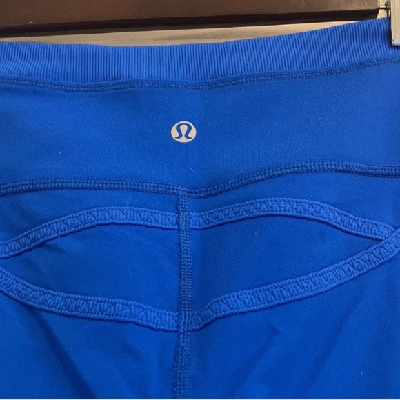 Lululemon Roll Out Crop Leggings Baroque Blue Size 4 - Picture 4 of 6